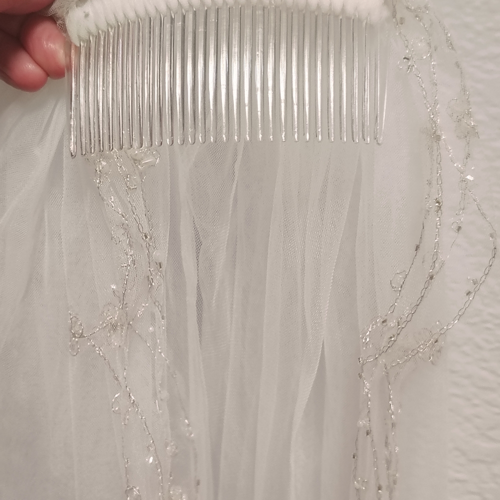 Elegant White Bridal Veil with Silver Accents